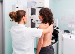 Scopri di più sull'articolo L’importanza della Mammografia