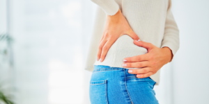 Scopri di più sull'articolo Dolore all’ anca: da cosa può essere causato e come trattarlo